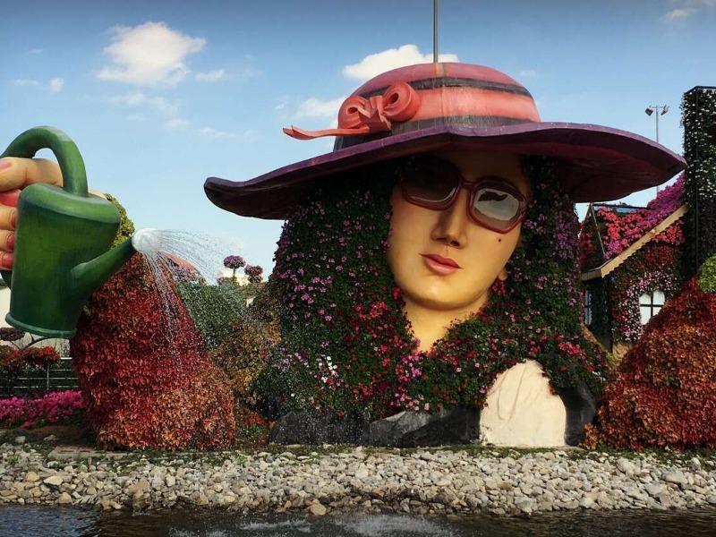 Индивидуальная экскурсия в Дубае: Miracle Garden & Global Village - индивидуальная экскурсия в Дубае на машине гида длительностью 6 часов с количеством участников до 2 человек цена экскурсии 205$