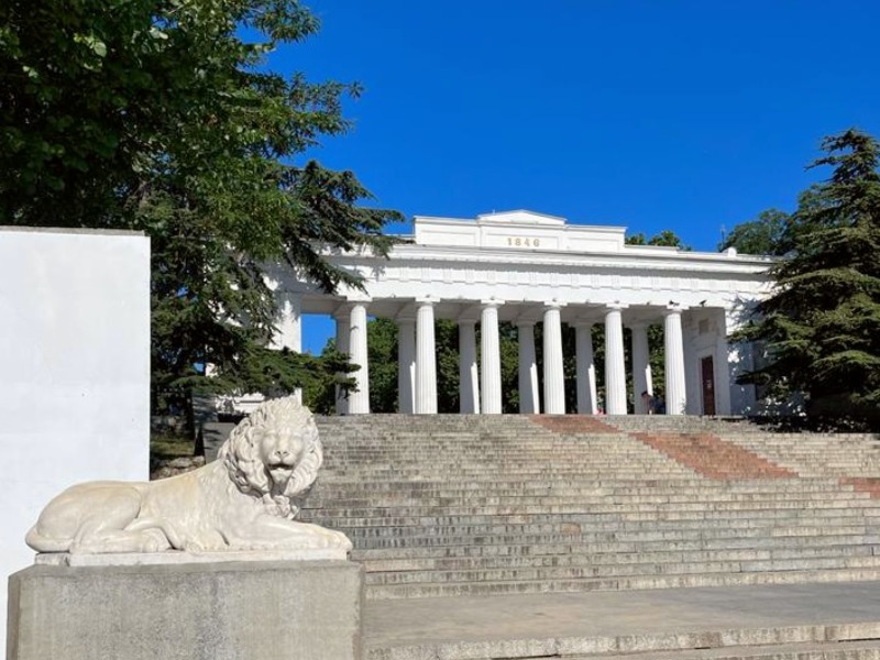 Графская пристань в Севастополе  