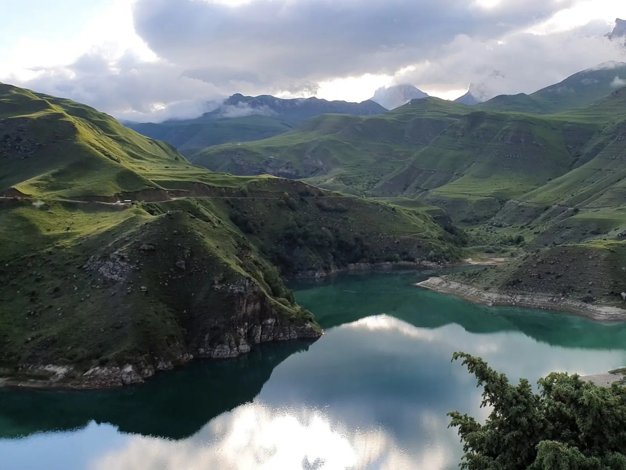Джип-тур на Эльбрус через озеро Гижгит | Цена 20000₽, отзывы, описание экскурсии