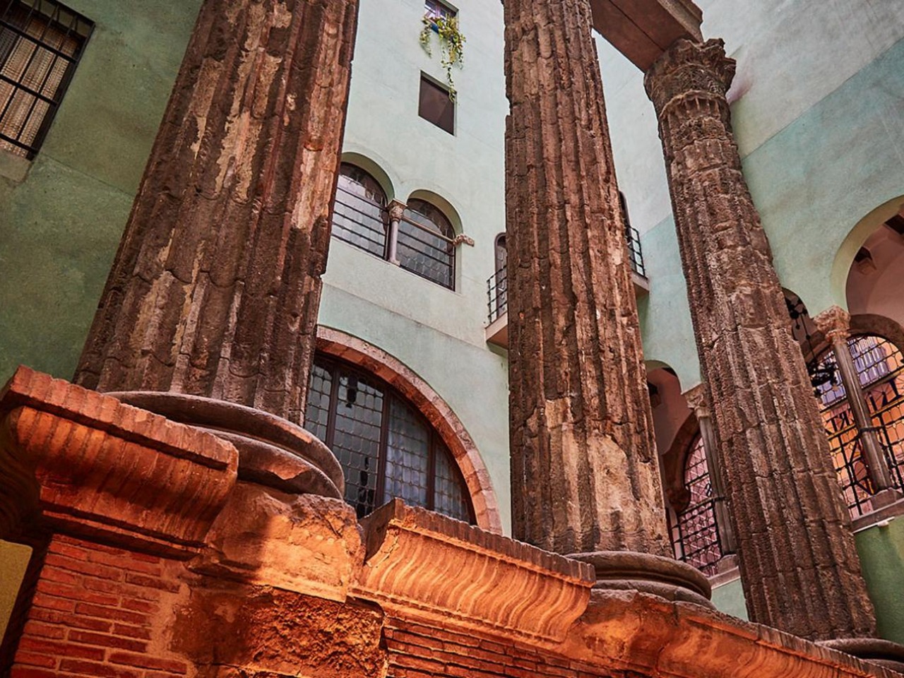 Топ-10 древностей Старой Барселоны за час | Цена 78€, отзывы, описание экскурсии