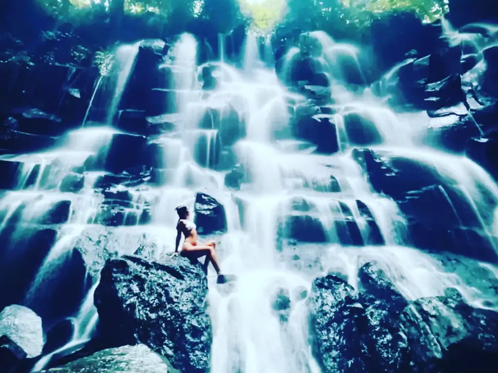 Водопад Канто Лампо