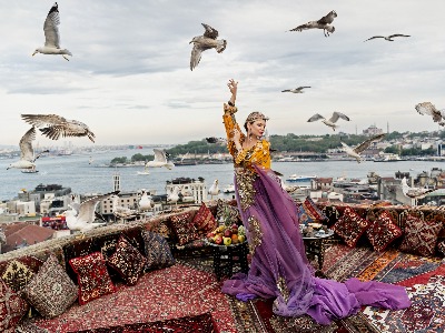 Фотосессия мечты на стамбульской крыше с чайками