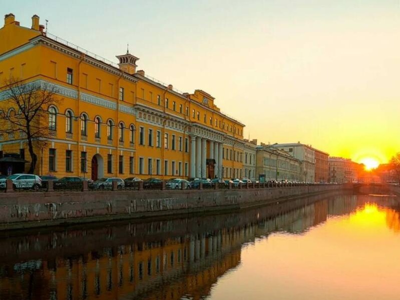 Юсуповский дворец на Мойке - индивидуальная экскурсия в Санкт-Петербурге пешком длительностью 3.5 часа с количеством участников до 7 человек цена экскурсии 27200₽