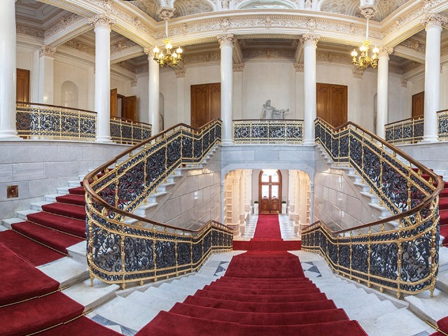 Индивидуальная экскурсия в Музей Фаберже в Санкт-Петербурге — фото 2