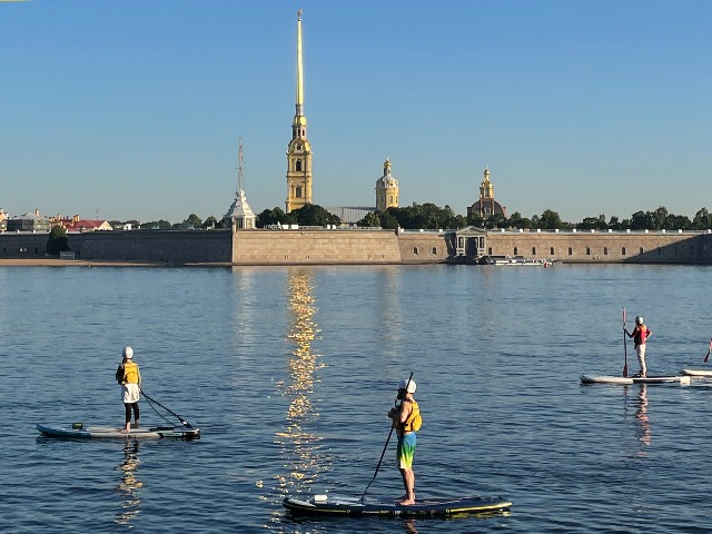 Прогулки по рекам и каналам Петербурга на сапах — фото 2