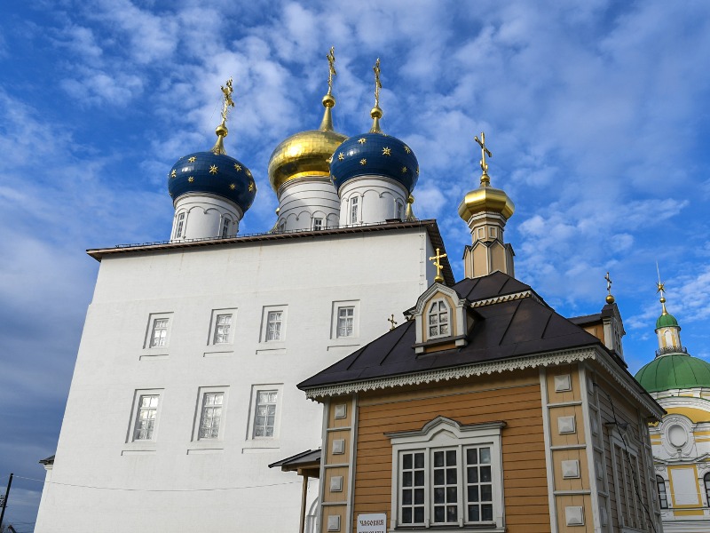 Храм