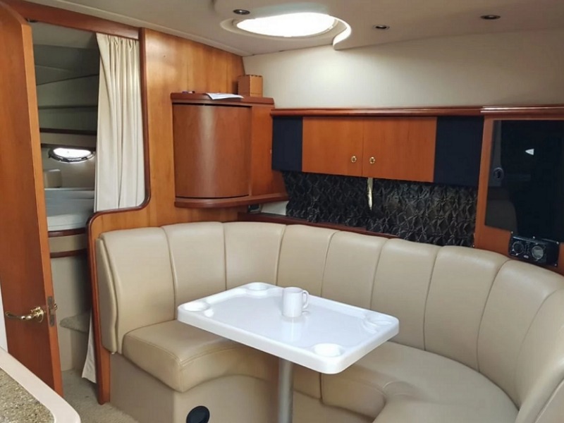 Cruiser yachts - один из ведущих мировых производителей роскошных прогулочных яхт среднего размера