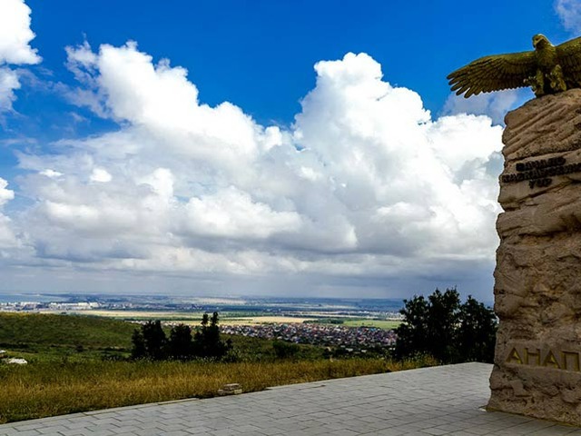 Экскурсия в Абрау-Дюрсо и Новороссийск: винодельни и не только — фото 3