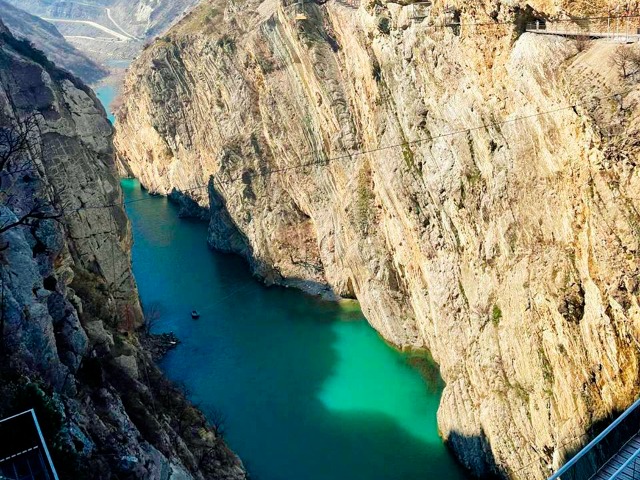 Бархан Сарыкум, пещеры «Нохъо» и Сулакской каньон — фото 3