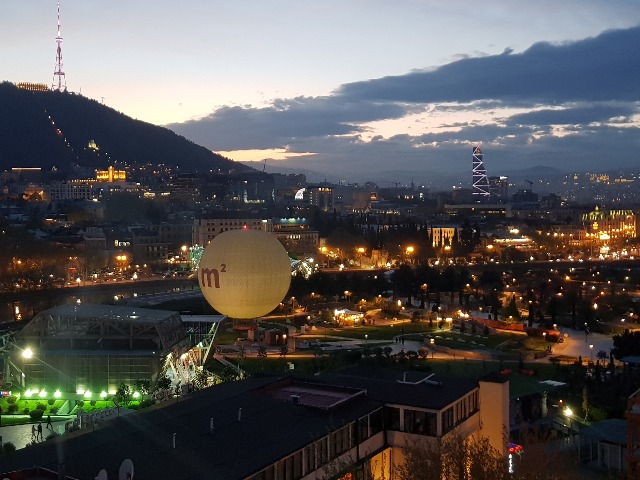 Взгляд на Тбилиси из поднебесья