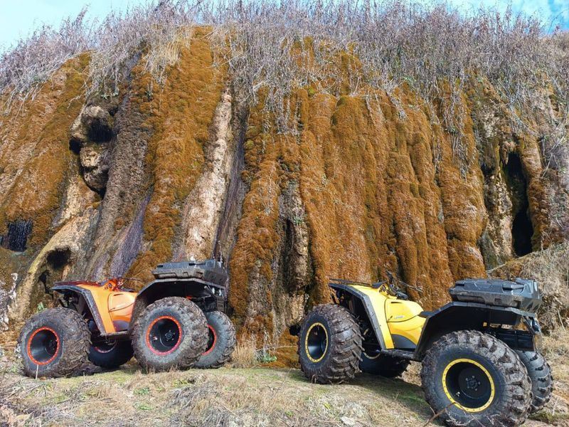 Квадротур на Медовых водопадах - индивидуальная экскурсия в Кисловодске длительностью 2 часа с количеством участников до 3 человек со скидкой 5% цена экскурсии 13205₽