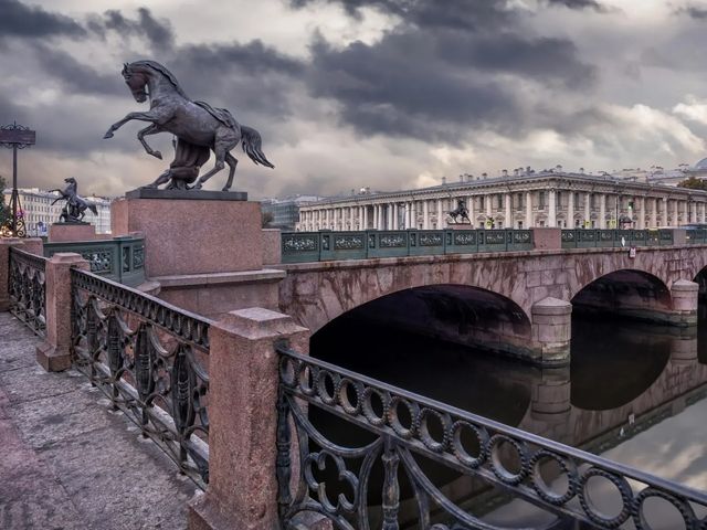 Вдоль Фонтанки реки: тайны архитектурных шедевров — фото 2