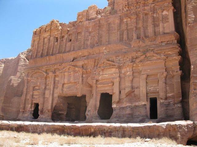 Индивидуальная экскурсия из Аммана в загадочную Петру — фото 3
