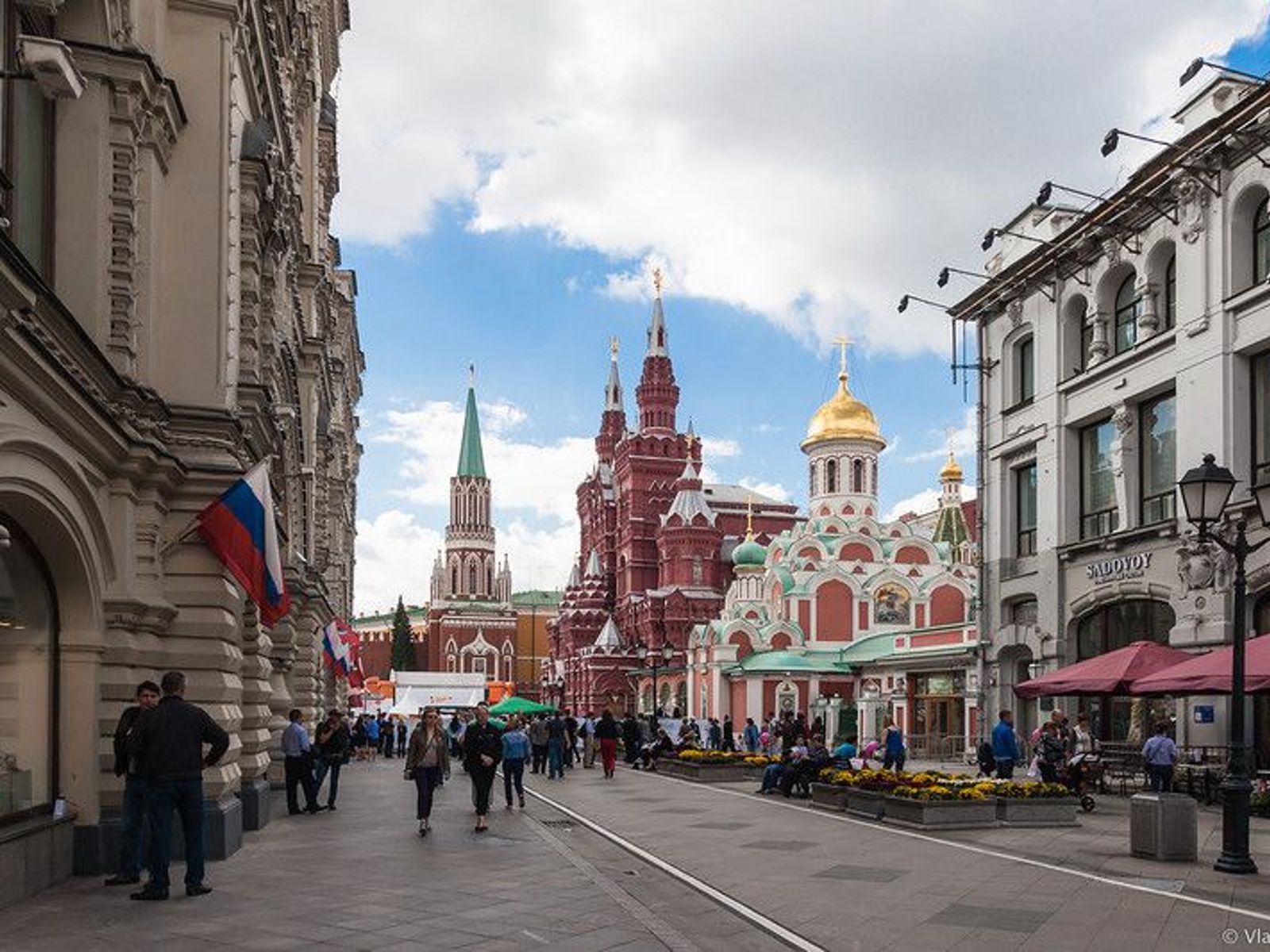 Вид на Красную Площадь с ул. Никольская
