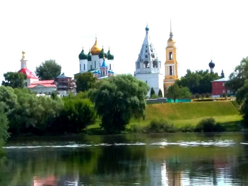 Индивидуальная экскурсия «Влюбиться в Коломну за 2 часа» - индивидуальная экскурсия в Коломне пешком длительностью 2 часа с количеством участников до 10 человек цена экскурсии 3000₽
