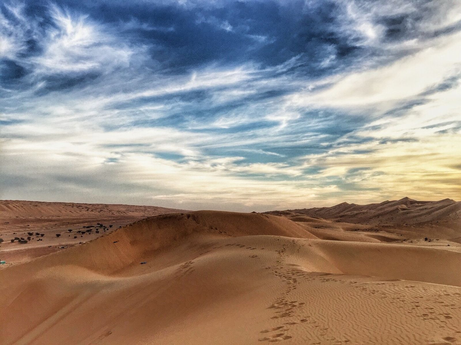 В пустыне