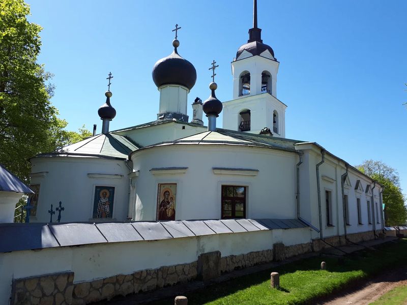 Храм