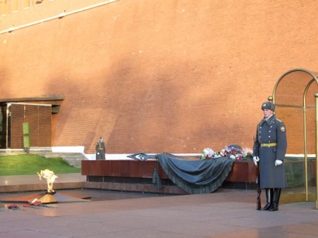 Групповая обзорная экскурсия по Оружейной палате Кремля — фото 2