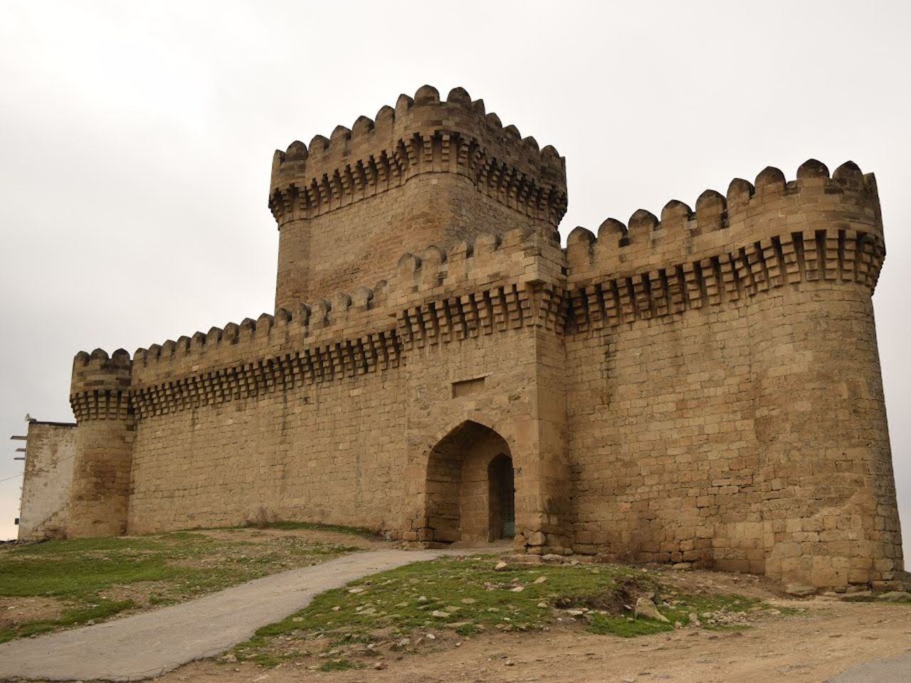Крепость Рамана и нефтяная история Апшерона | Цена 140€, отзывы, описание экскурсии