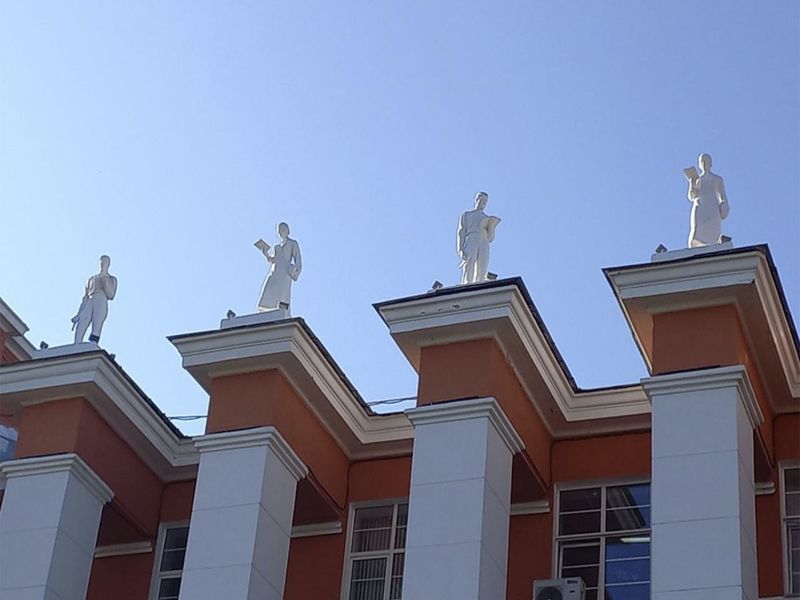 В Нижнем