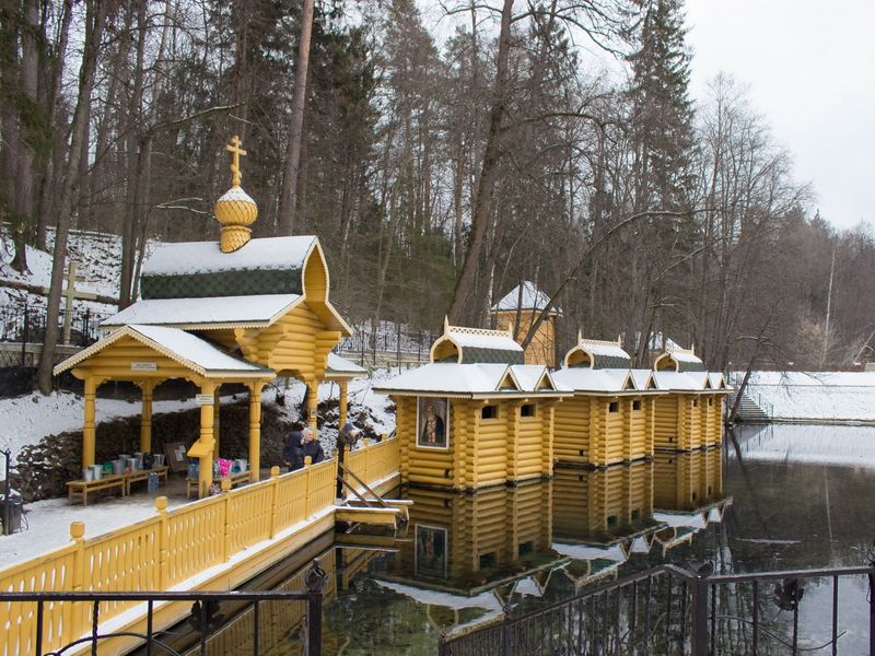 Купели источника Серафима Саровского