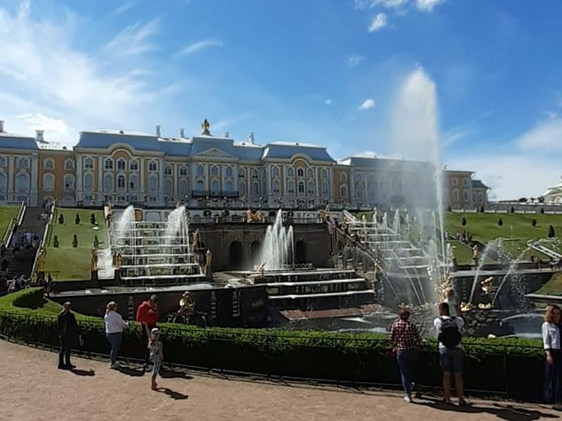 Большой Петергофский дворец