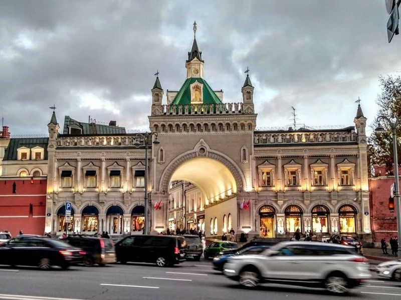 Секреты Китай-города - индивидуальная экскурсия в Москве пешком длительностью 2 часа с количеством участников до 10 человек со скидкой 20% цена экскурсии 5120₽