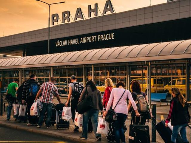 Индивидуальный трансфер из/в аэропорт Праги — фото 2