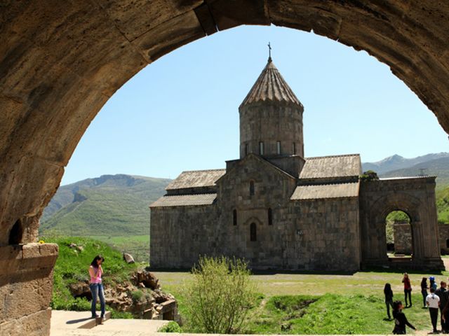 Обители Армении: Хор Вирап, Нораванк и Татев 