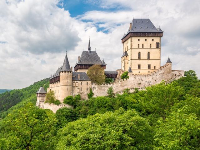 Индивидуальная экскурсия из Праги в замок Карлштейн — фото 2