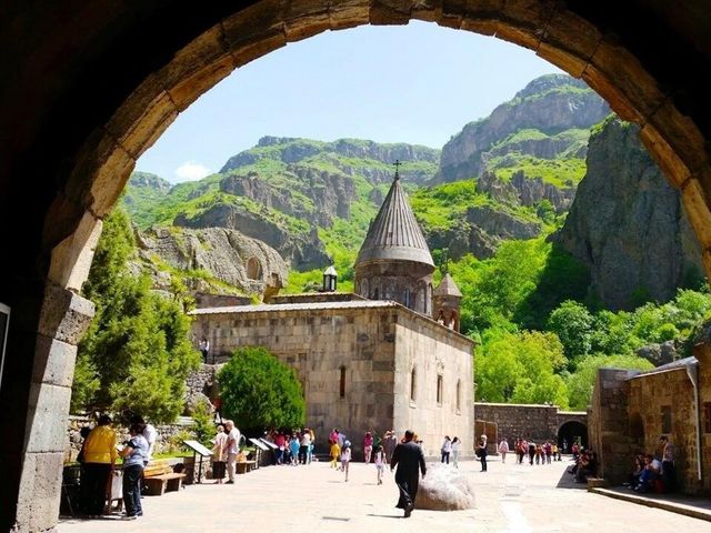 Экскурсия из Еревана: Хор Вирап, Гарни, Гегард и водохранилище — фото 3