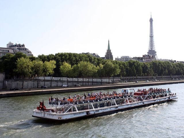 Пешехoдно-лодочная экскурсия по Парижу