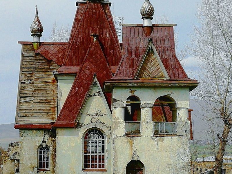 Ущелье Аревацаг, церковь Св. Николая, дендропарк - индивидуальная экскурсия в Ереване на машине гида длительностью 11 часов с количеством участников до 6 человек со скидкой 5% цена экскурсии 185.25€