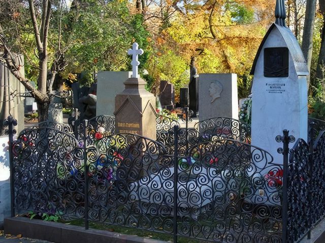 Экскурсия "Новодевичий монастырь и Новодевичье кладбище" — фото 3