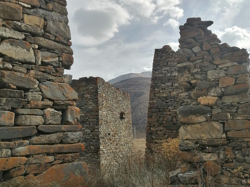 Старинные постройки