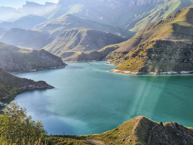Озеро Гижгит и гора богов Эльбрус из Железноводска — фото 2