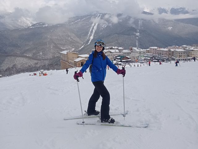 Услуги инструктора по горным лыжам и сноуборду