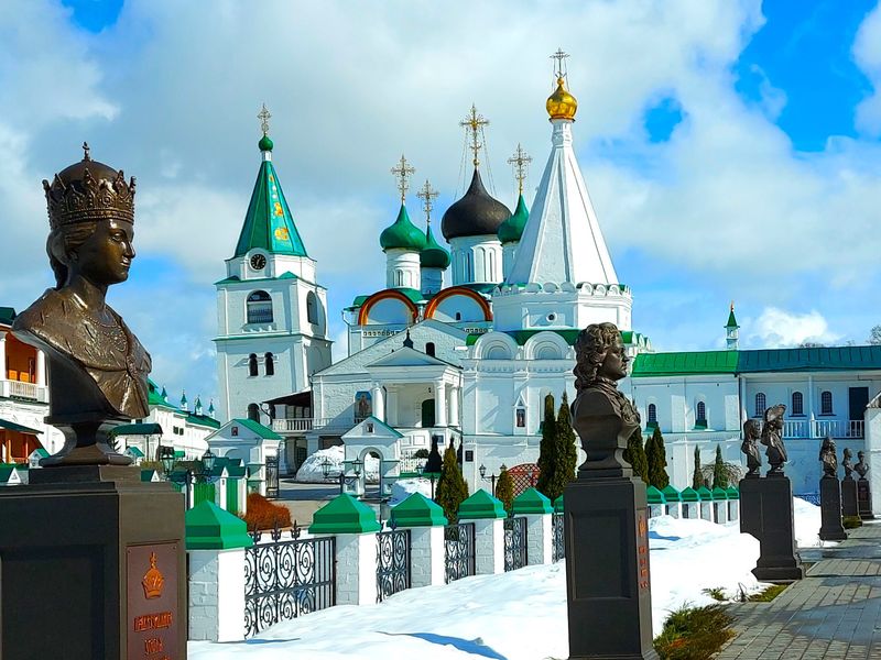 Автотур “Канатная дорога + Печерский монастырь” - групповая экскурсия в Нижнем Новгороде на автобусе длительностью 2.5 часа с количеством участников более 20 человек цена экскурсии 2950₽