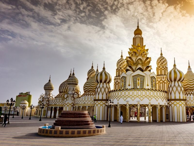 Парк цветов и Global Village Dubai в группе - групповая экскурсия в Дубае на автобусе длительностью 7.5 часов с количеством участников до 20 человек цена экскурсии 91$