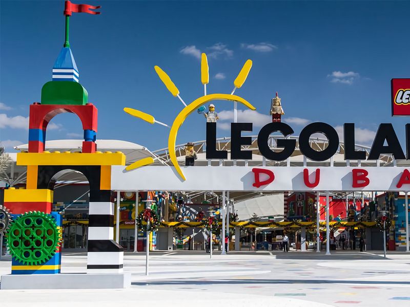 Legoland в Дубае: путешествие в мир lego - групповая экскурсия в Дубае на автобусе длительностью 5 часов с количеством участников до 19 человек цена экскурсии 160$