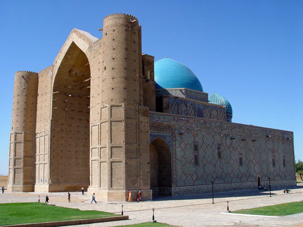 Туркестан — культурная столица тюркского мира | Цена 10000₽, отзывы, описание экскурсии