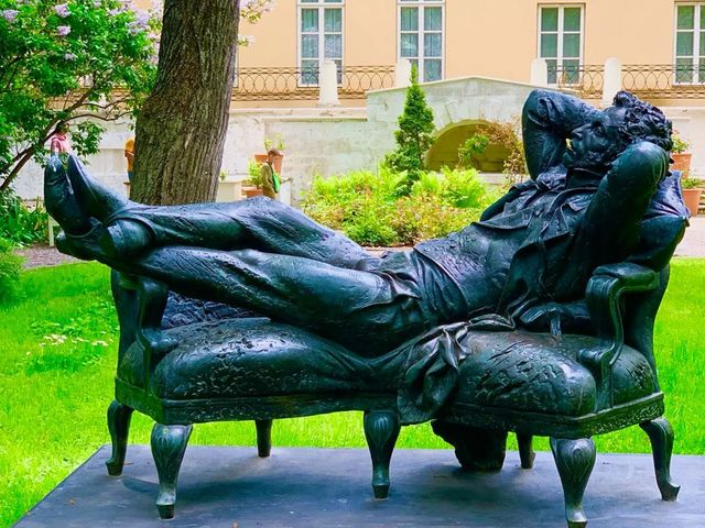 Великолепная Пречистенка: фасады и лица — фото 3