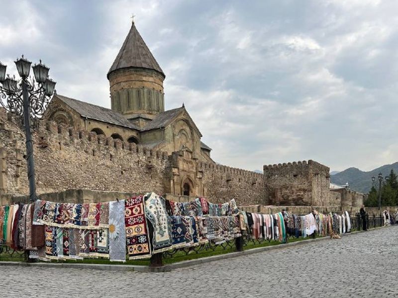 2 столицы Грузии за 1 день - групповая экскурсия в Тбилиси на машине гида длительностью 8 часов с количеством участников до 16 человек со скидкой 10% цена экскурсии 34.2€