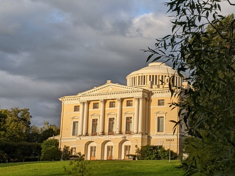 Павловский парк на велосипеде - индивидуальная экскурсия в Санкт-Петербурге длительностью 2 часа с количеством участников до 6 человек цена экскурсии 6000₽