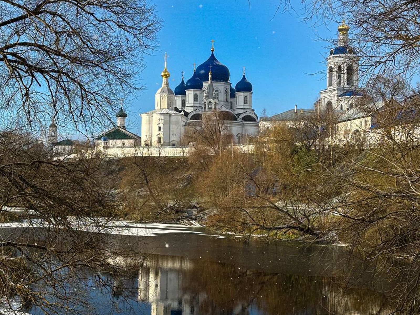 Боголюбов монастырь