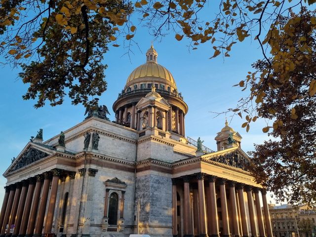 Экскурсия в мини-группе "Городские легенды и знаменитые храмы" — фото 2