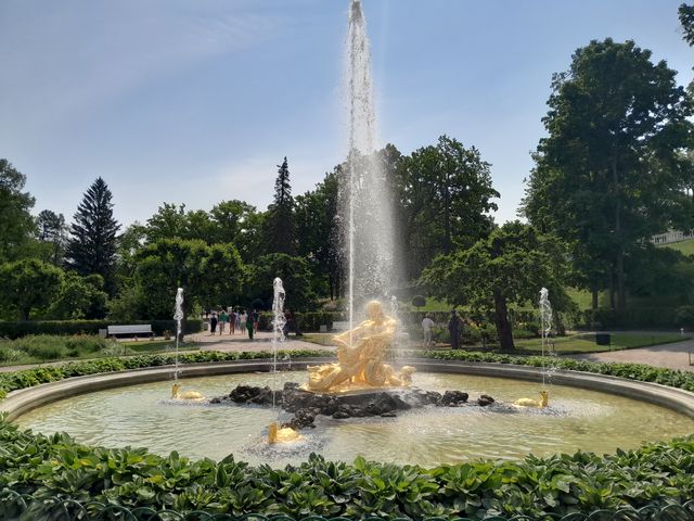 Индивидуальная автомобильная экскурсия в Петергоф из Петербурга — фото 2