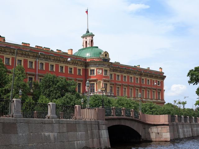 Индивидуальная экскурсия: Петербургские мифы и легенды — фото 2