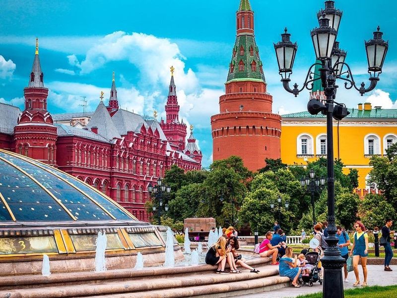 Экскурсия по Красной площади - индивидуальная экскурсия в Москве пешком длительностью 2 часа с количеством участников более 20 человек цена экскурсии 8000₽