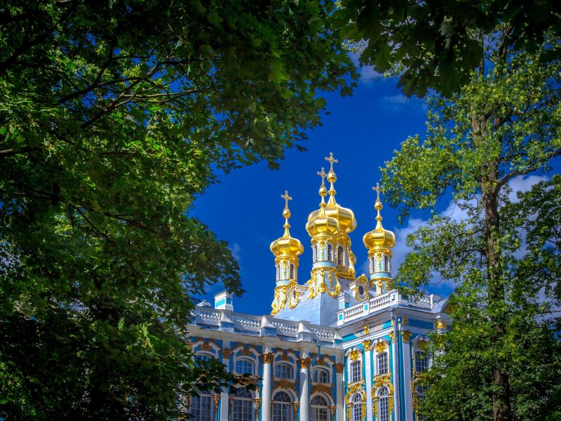Обзорная экскурсия в Царское Село из Санкт-Петербурга в группе - групповая экскурсия в Санкт-Петербурге на автобусе длительностью 6 часов с количеством участников более 20 человек цена экскурсии 3500₽